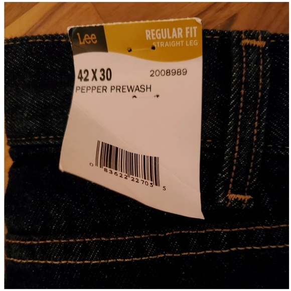 Lee Regular Fit Straight Leg 42"x30" b… - Picture 2 of 3